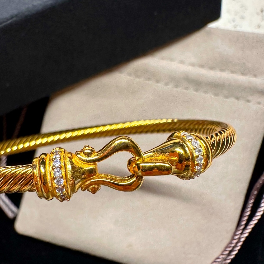 Cable Buckle Bracelet Yellow Gold with Diamonds 4mm
